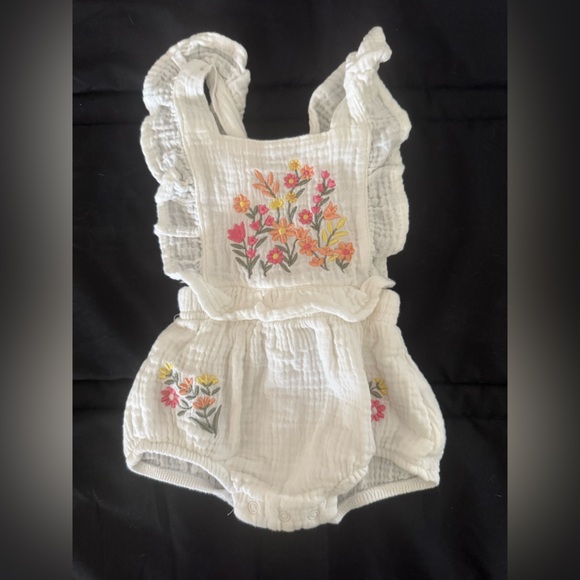 chick pea Other - Chick Pea Organic White Baby Girl Overalls